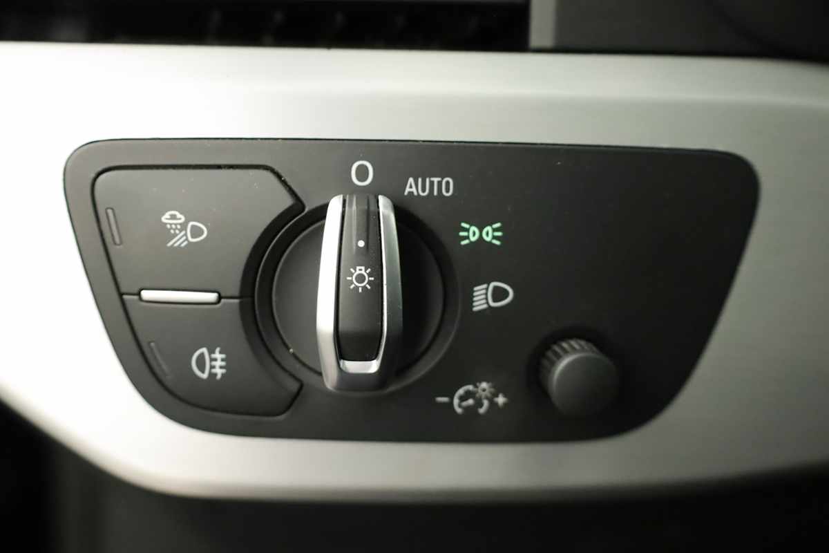 audi-a5-sportback-2023-diesel-1968cc