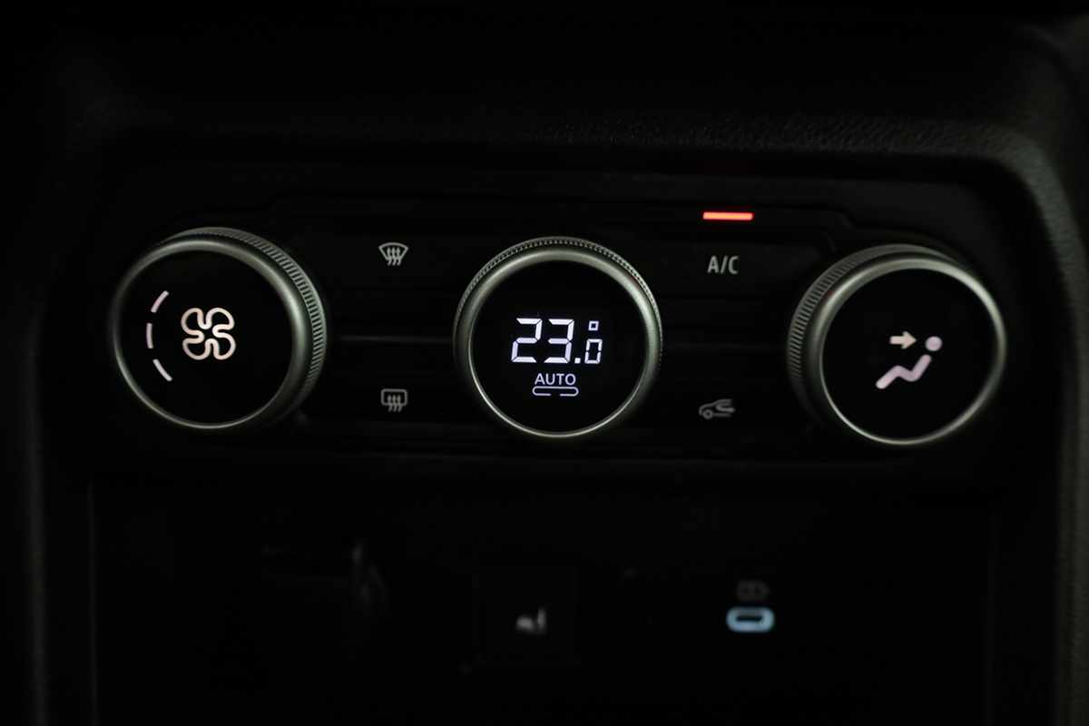dacia-sandero-2024-gasolina-999cc