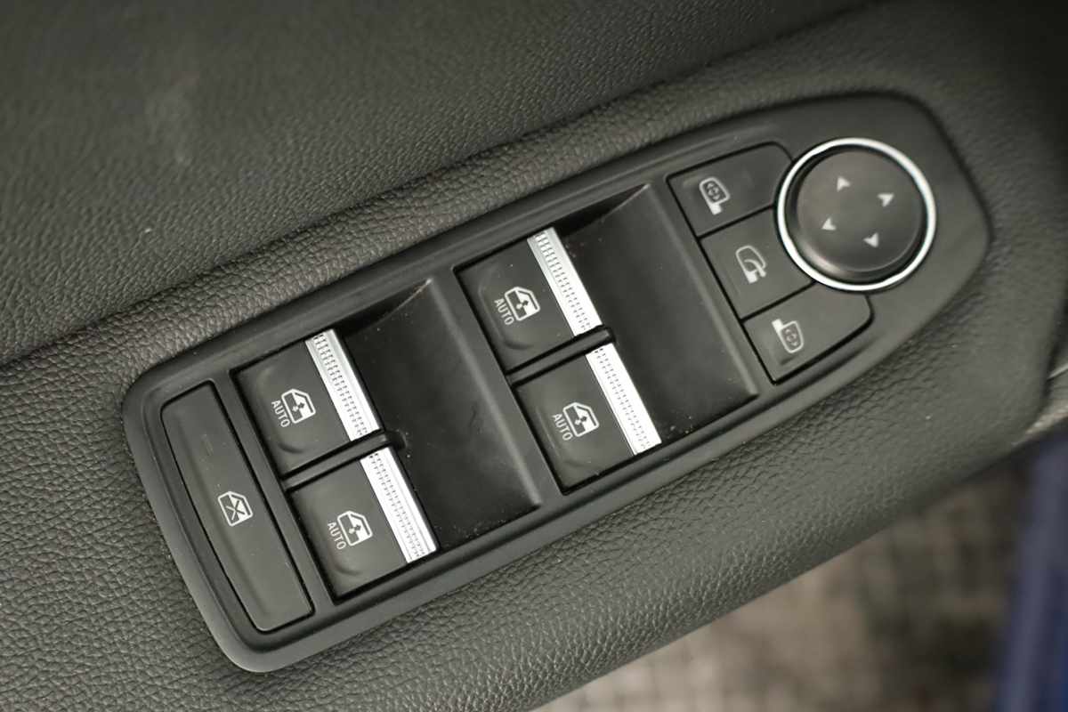 renault-captur-2024-gpl-999cc