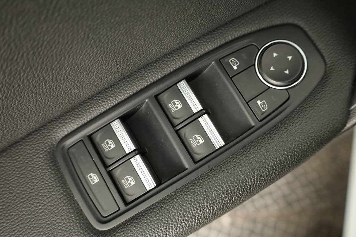 renault-captur-2023-gasolina-999cc