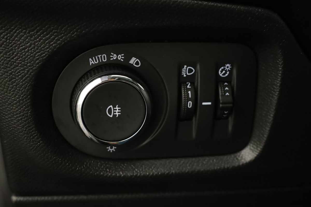 opel-corsa-2025-gasolina-1199cc