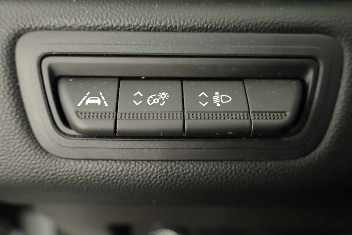 renault-captur-2024-gpl-999cc