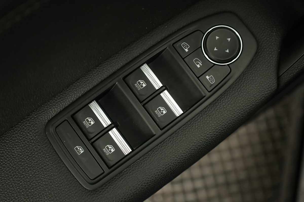 renault-captur-2024-gpl-999cc