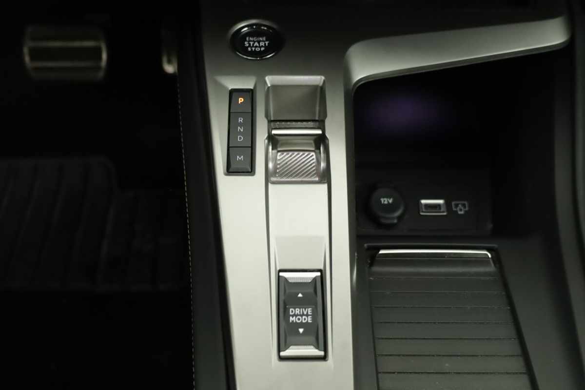 peugeot-308-2024-gasolina-1199cc