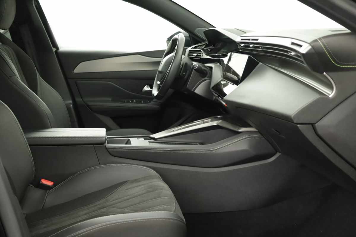 peugeot-308-2024-gasolina-1199cc
