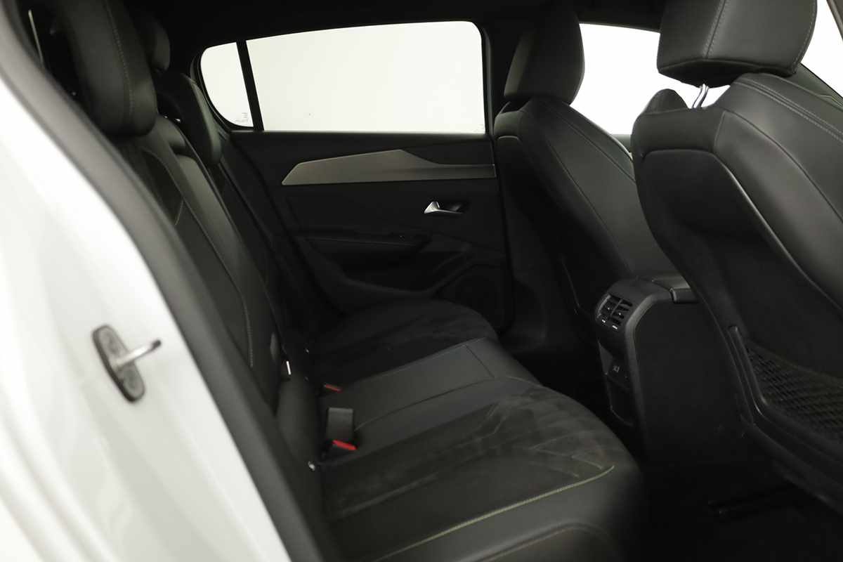 peugeot-308-2024-gasolina-1199cc