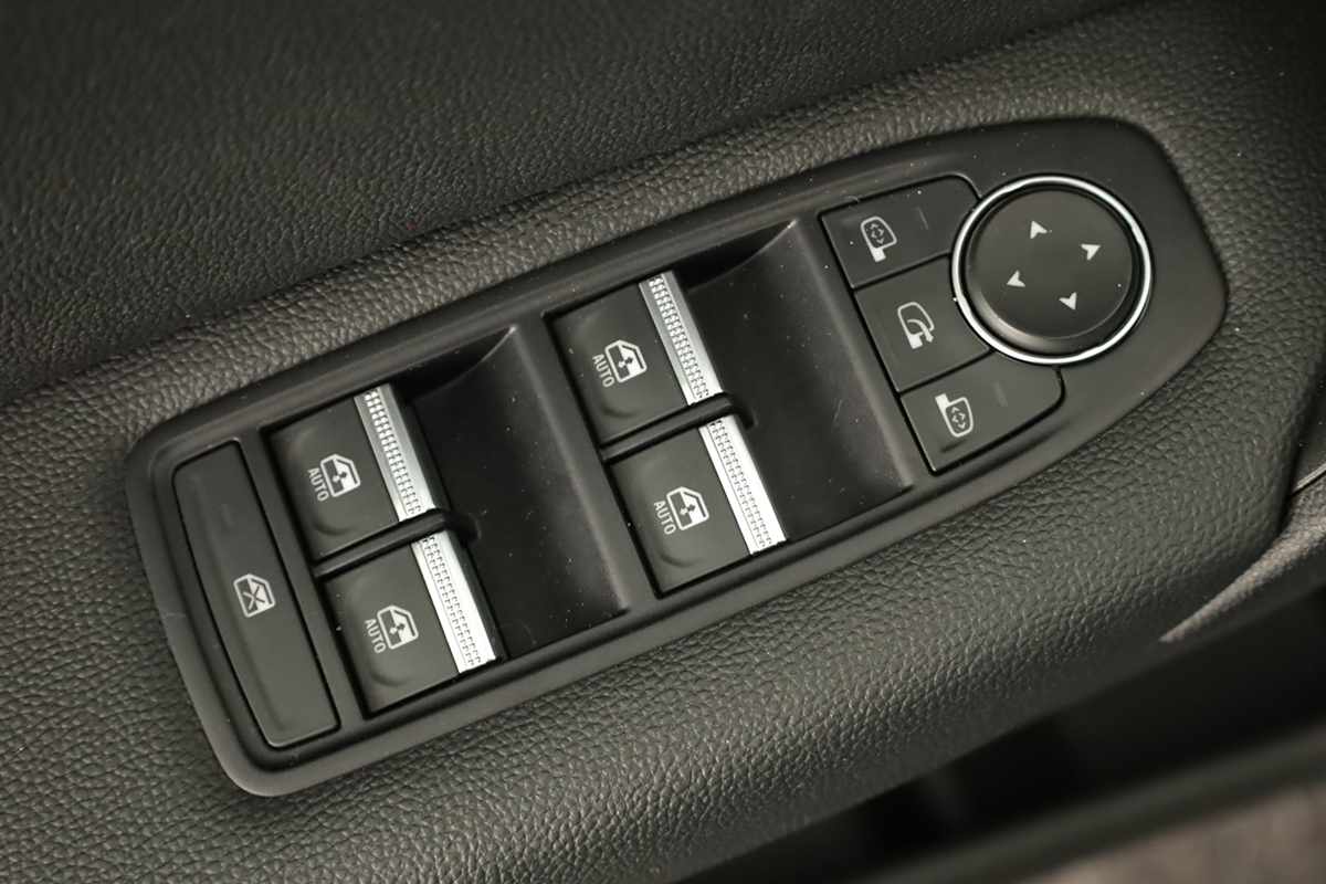 renault-captur-2024-gpl-999cc