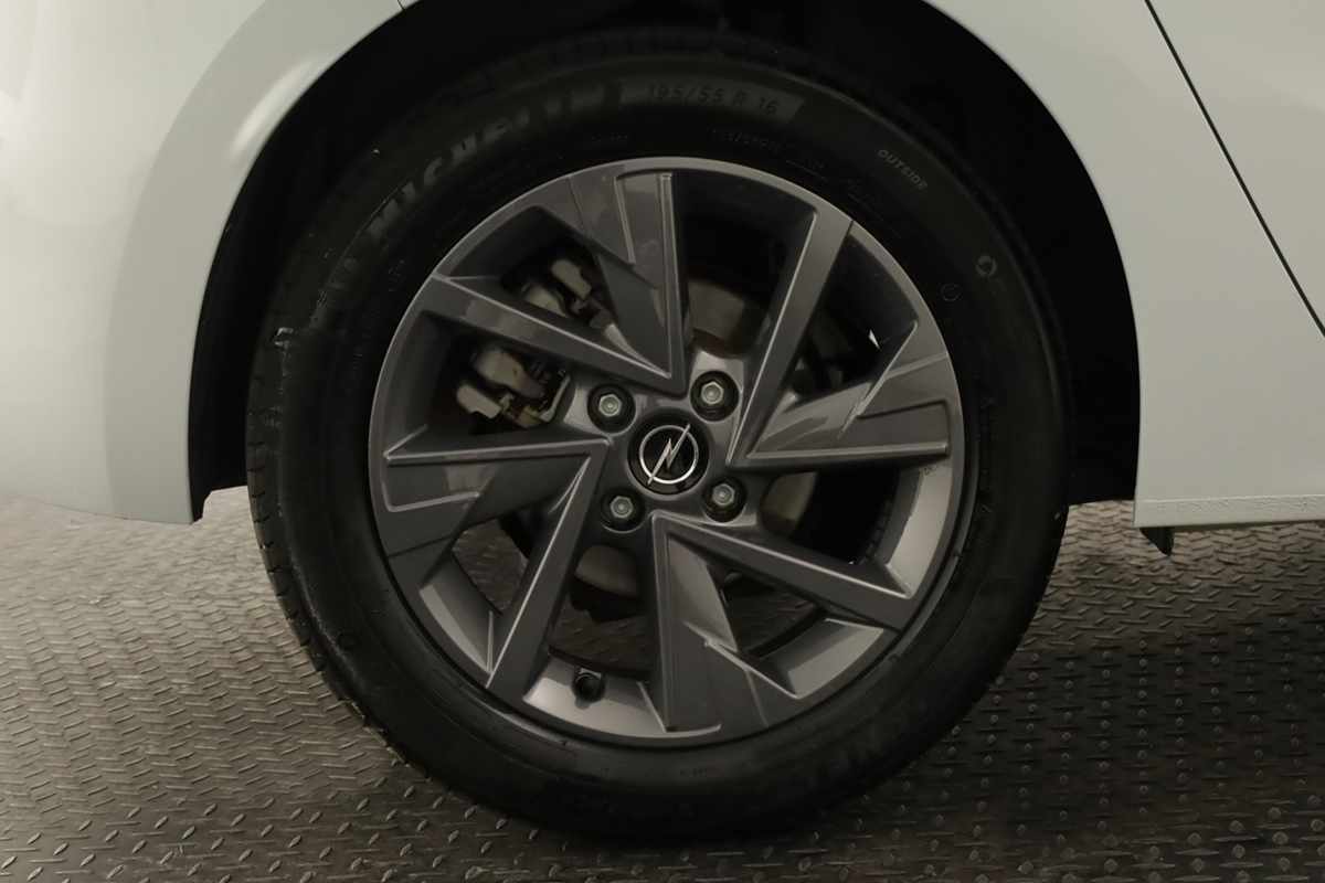 opel-corsa-2025-gasolina-1199cc