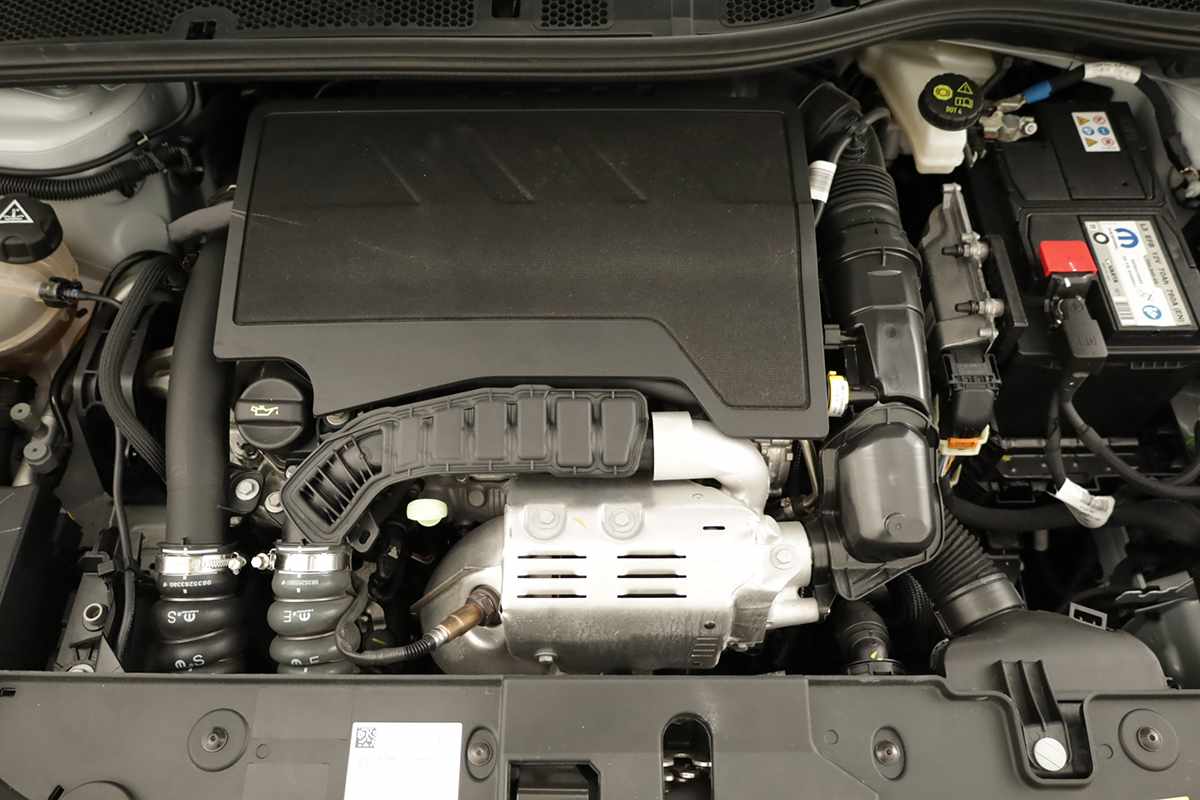 opel-corsa-2025-gasolina-1199cc