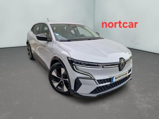 renault-megane-e-tech-2023-eletrico-0cc