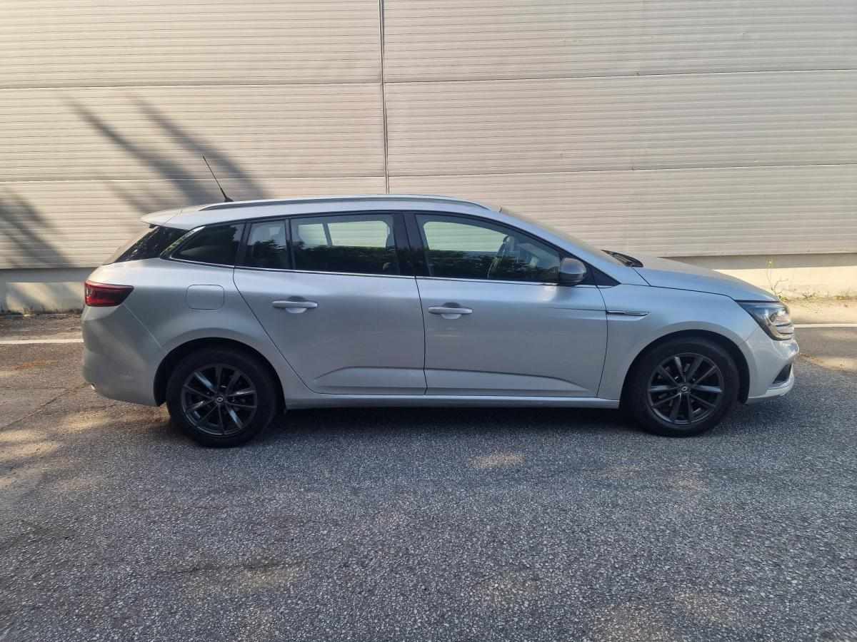 renault-megane-sport-tourer-2017-diesel-1461cc