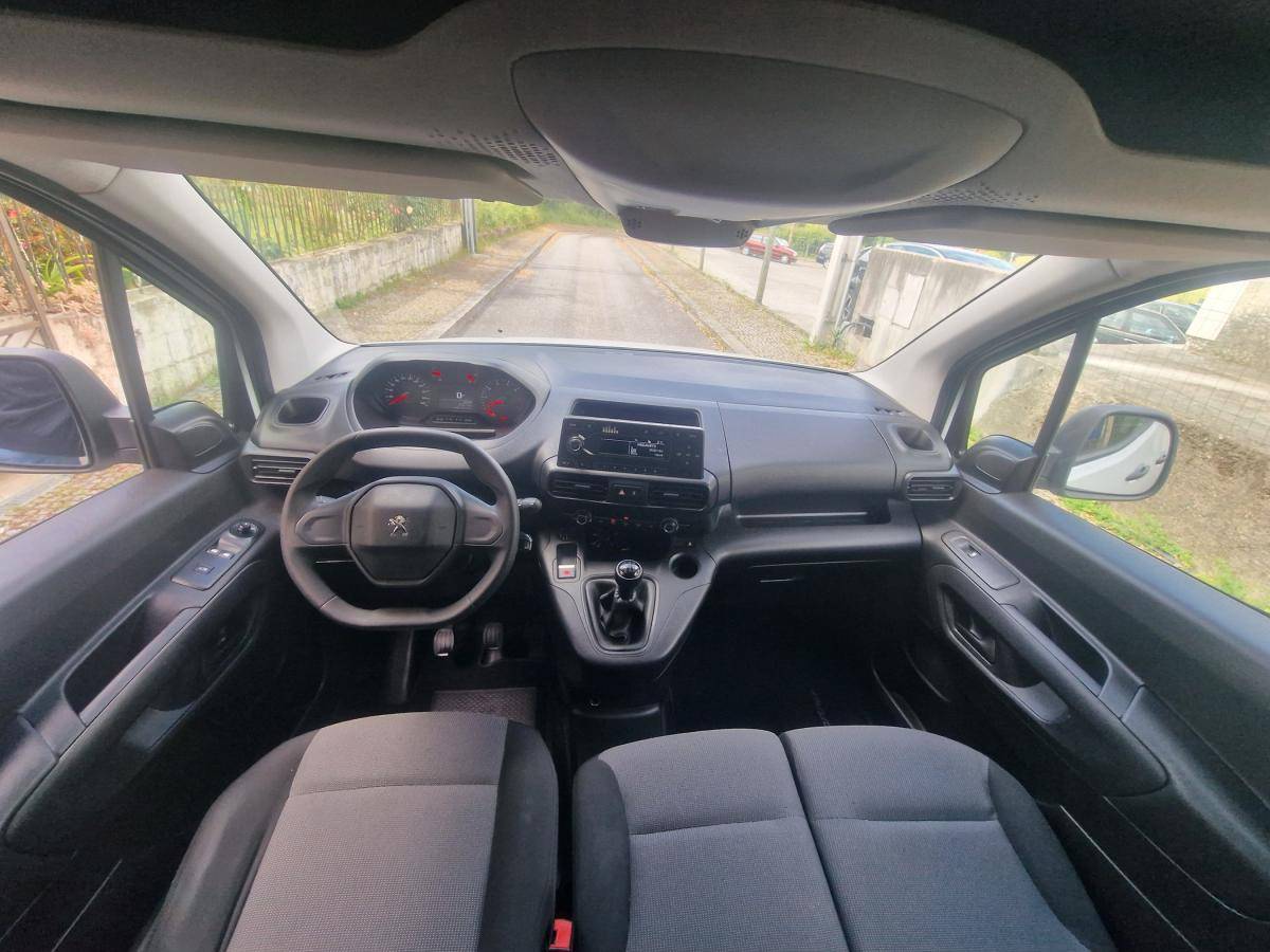 peugeot-partner-2019-diesel-1560cc