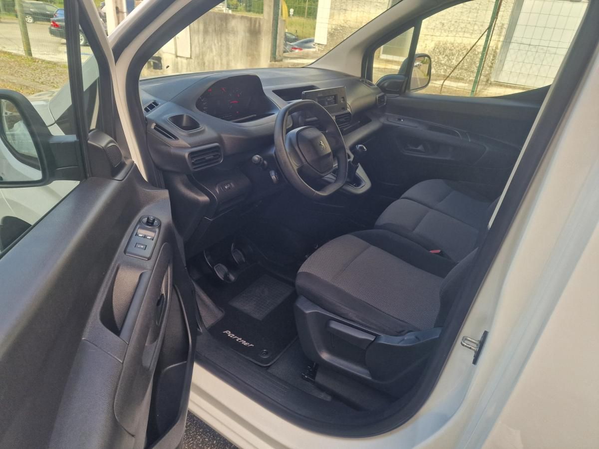 peugeot-partner-2019-diesel-1560cc