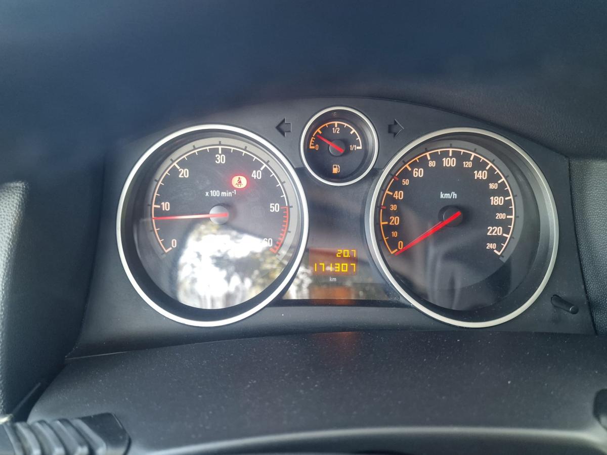 opel-astra-2009-diesel-1248cc