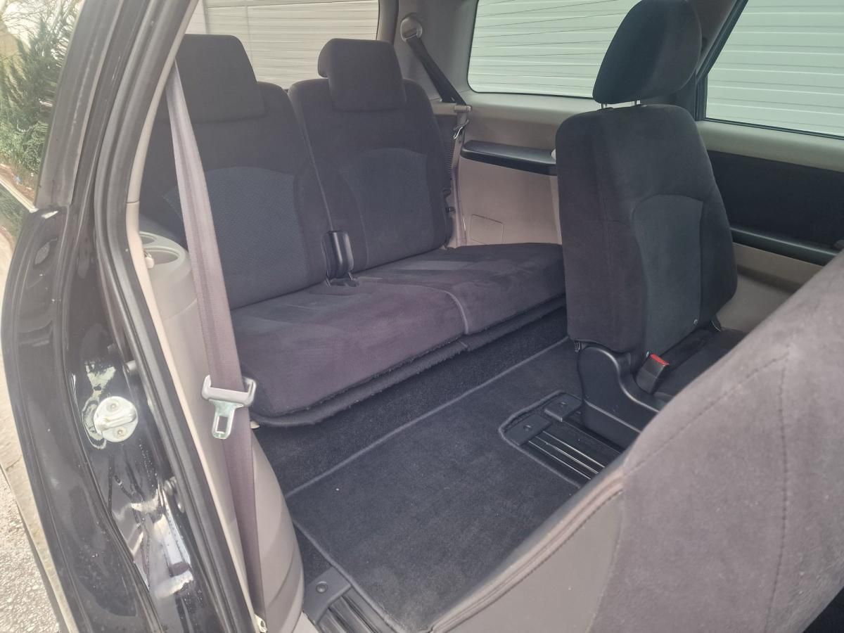 mitsubishi-grandis-2008-diesel-1968cc