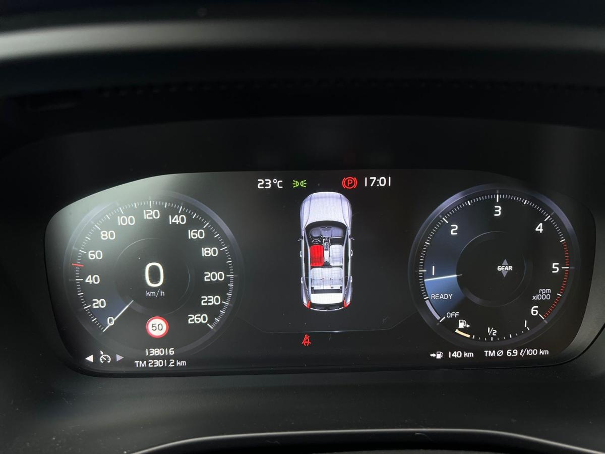 volvo-xc40-2019-diesel-1969cc
