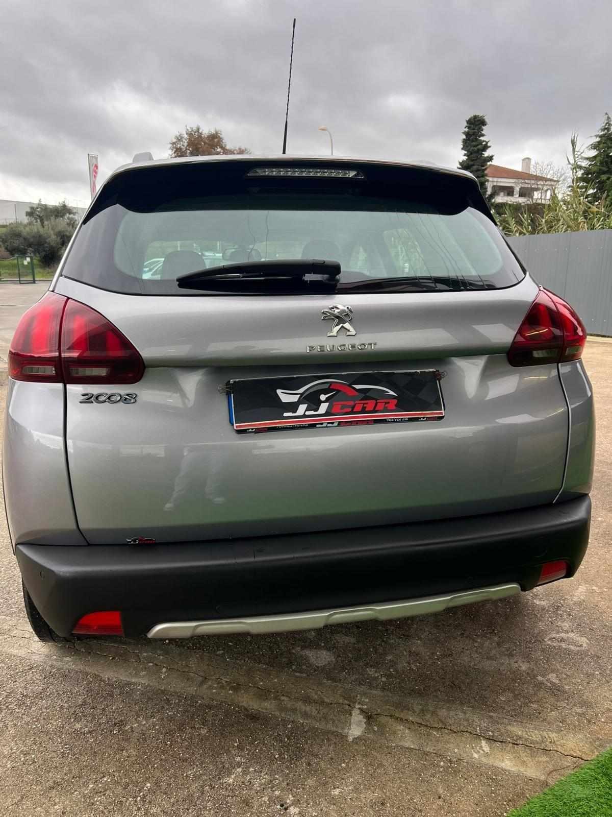 peugeot-2008-2018-diesel-1560cc