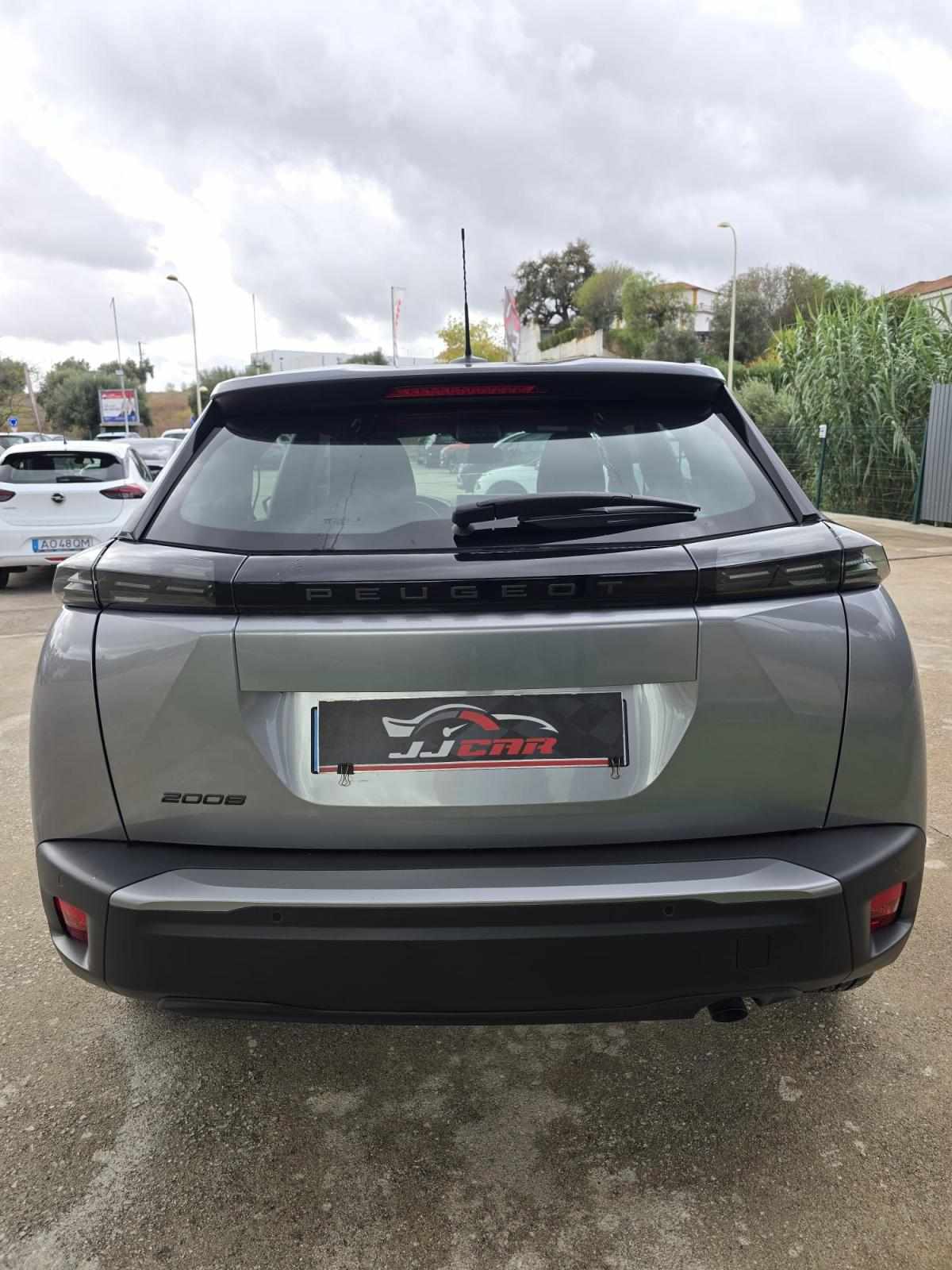 peugeot-2008-2025-gasolina-1199cc