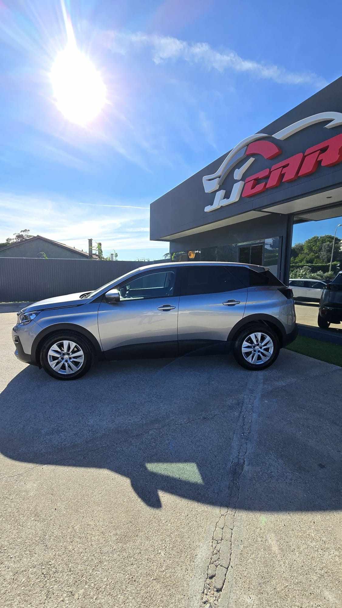 peugeot-3008-2018-diesel-1560cc