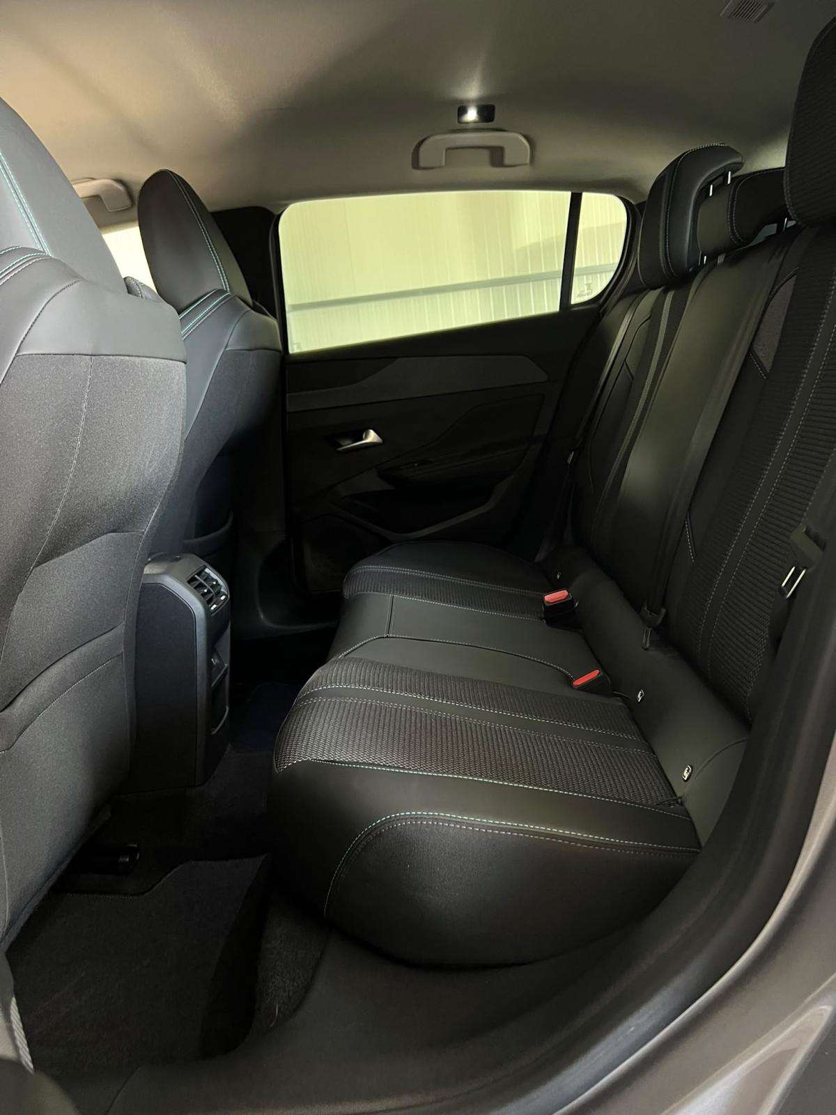 peugeot-308-2025-hibrido-a-gasolina-1199cc