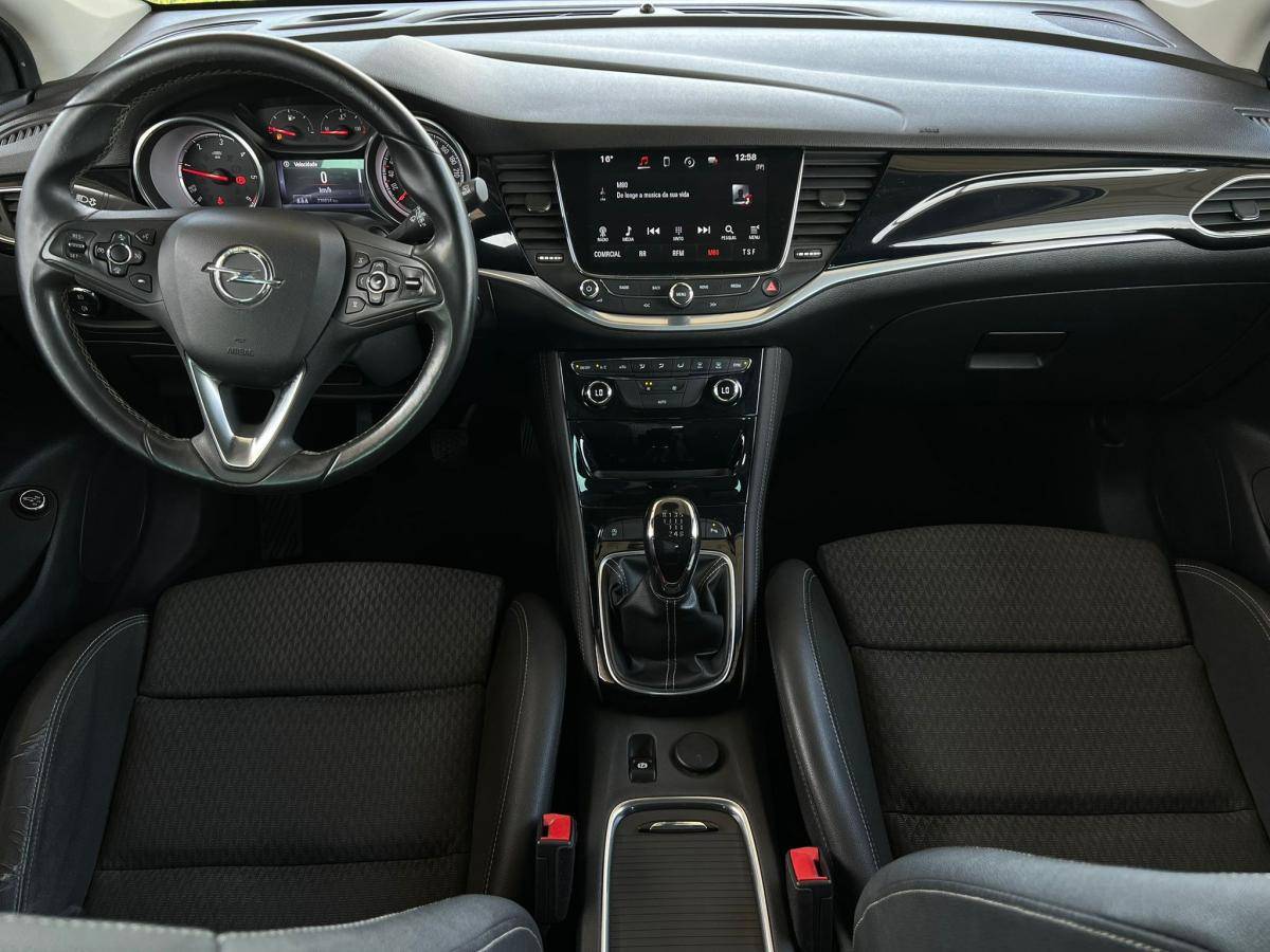 opel-astra-sport-tourer-2017-diesel-1598cc