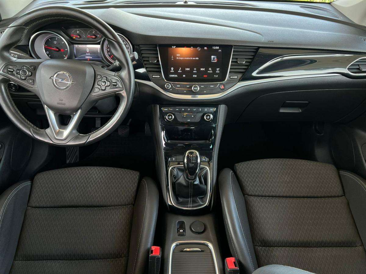 opel-astra-sport-tourer-2017-diesel-1598cc