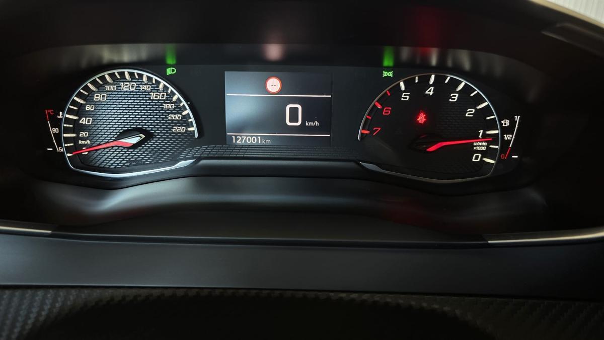 peugeot-208-2021-diesel-1499cc