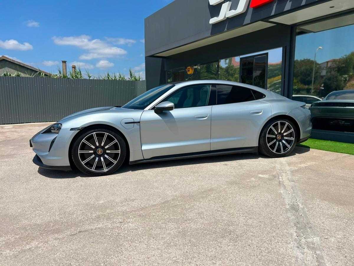 porsche-taycan-2024-eletrico-0cc