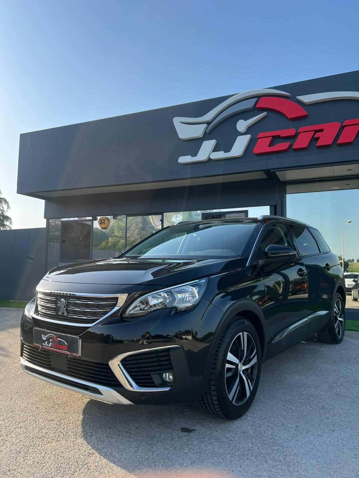 peugeot-5008-2018-diesel-1499cc