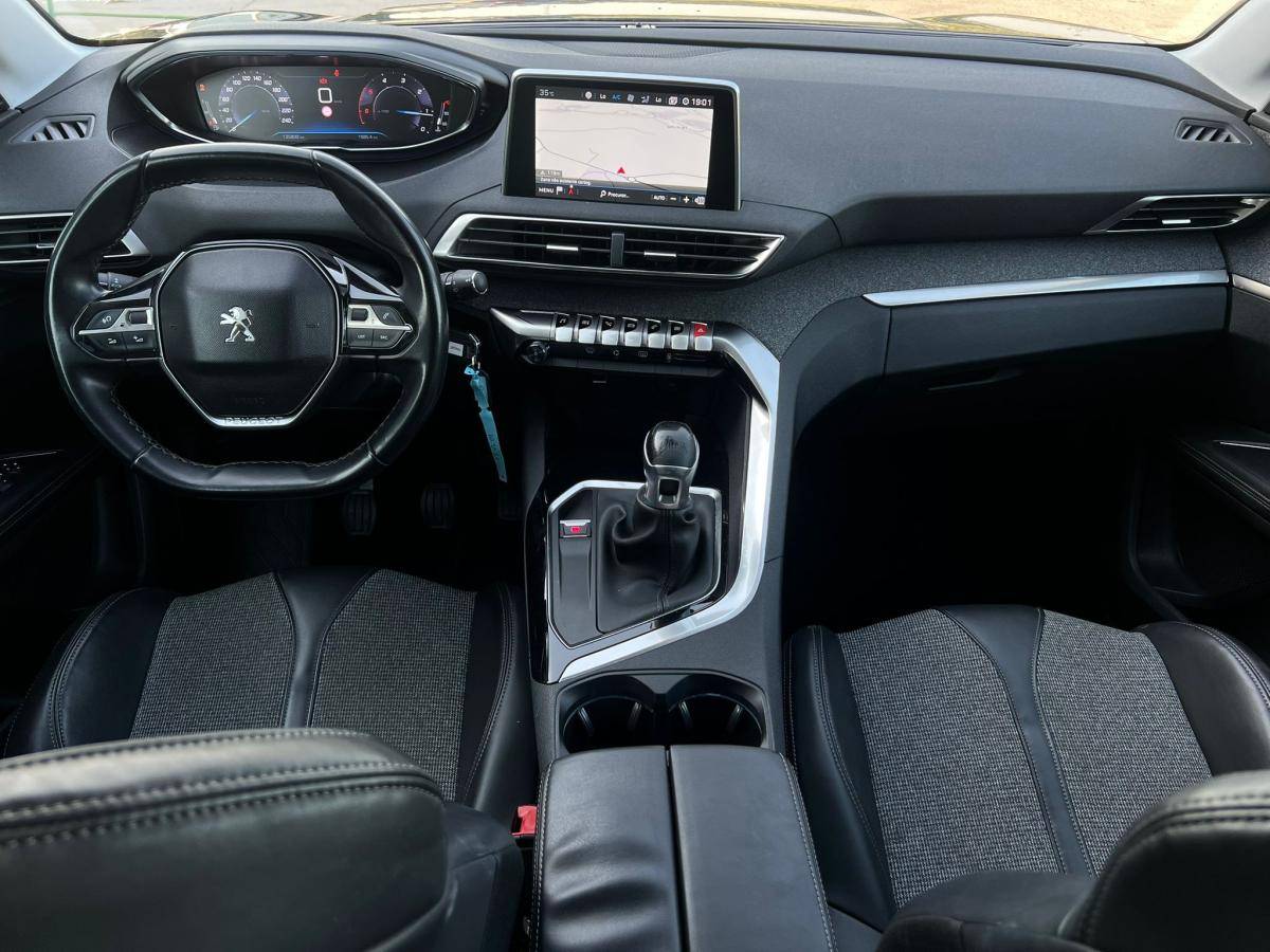 peugeot-5008-2018-diesel-1499cc