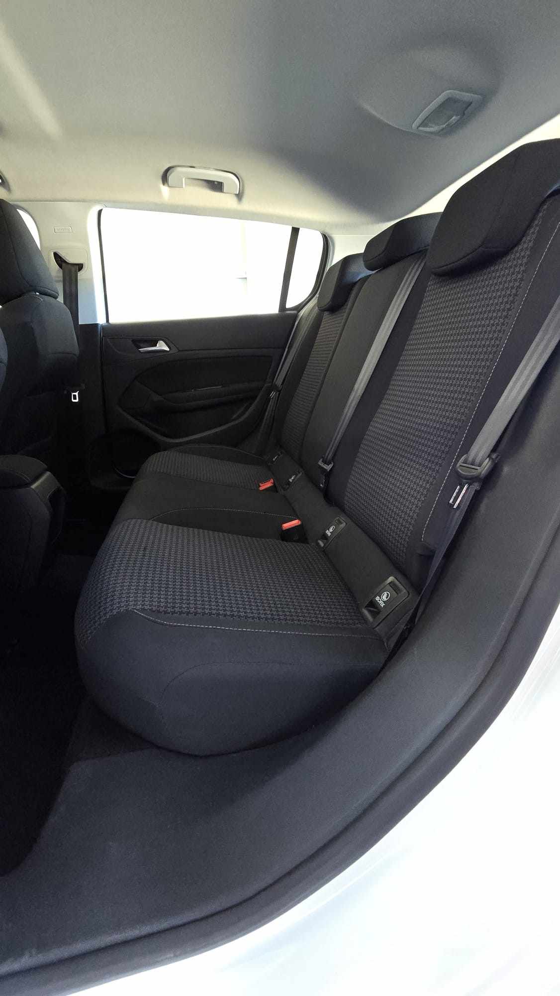 peugeot-308-2019-diesel-1499cc