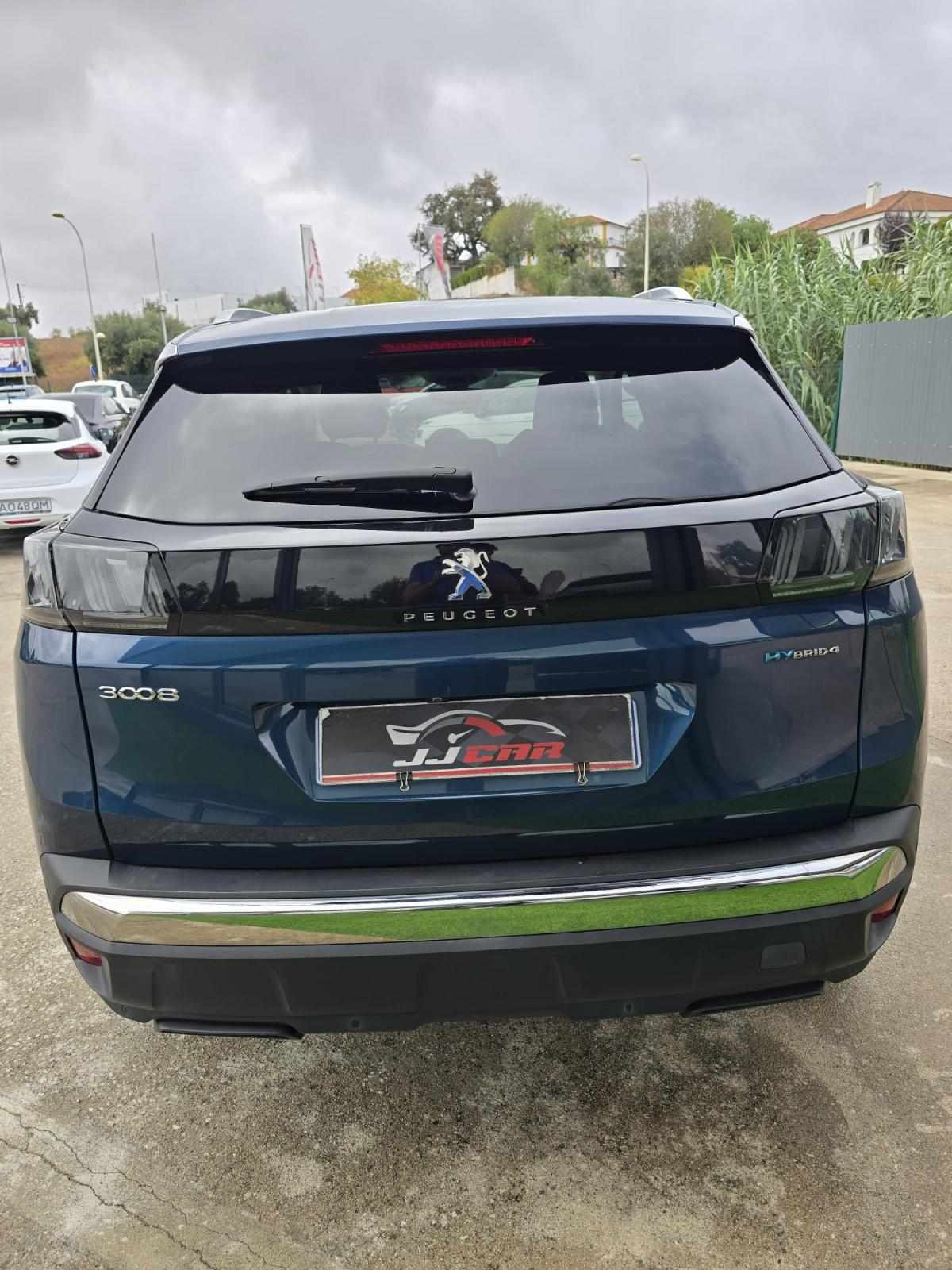 peugeot-3008-2021-hibrido-a-gasolina-1598cc