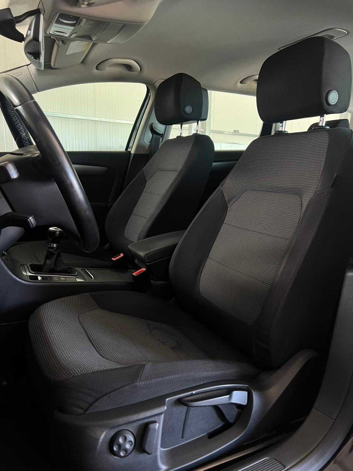 volkswagen-passat-variant-2011-diesel-1598cc