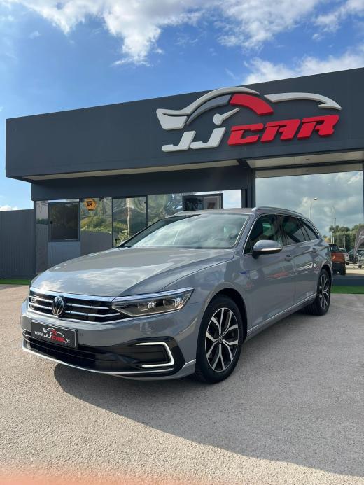volkswagen-passat-variant-2022-hibrido-a-gasolina-1395cc