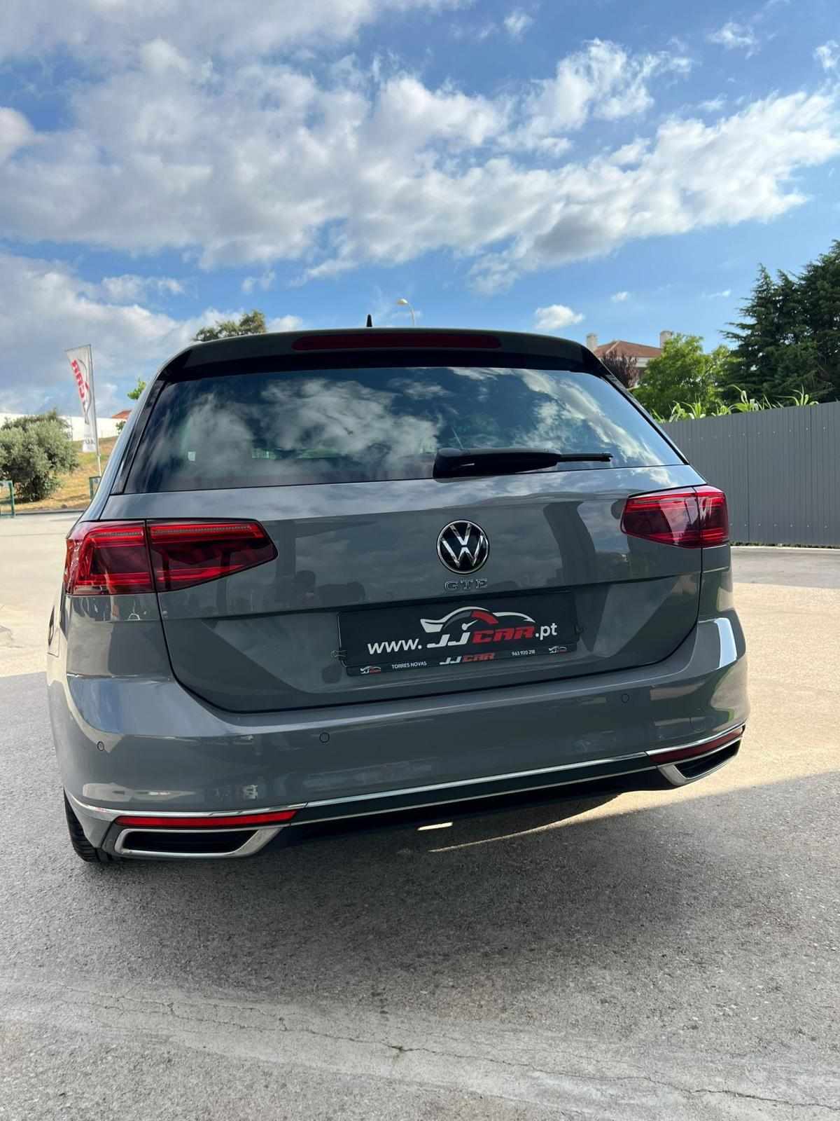 volkswagen-passat-variant-2022-hibrido-a-gasolina-1395cc