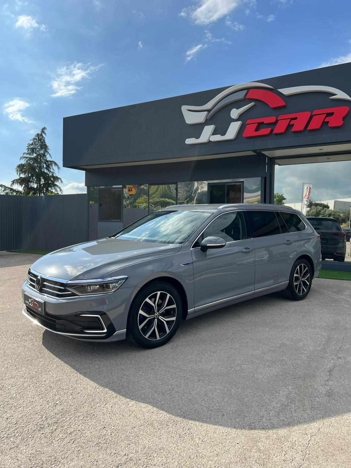 volkswagen-passat-variant-2022-hibrido-a-gasolina-1395cc