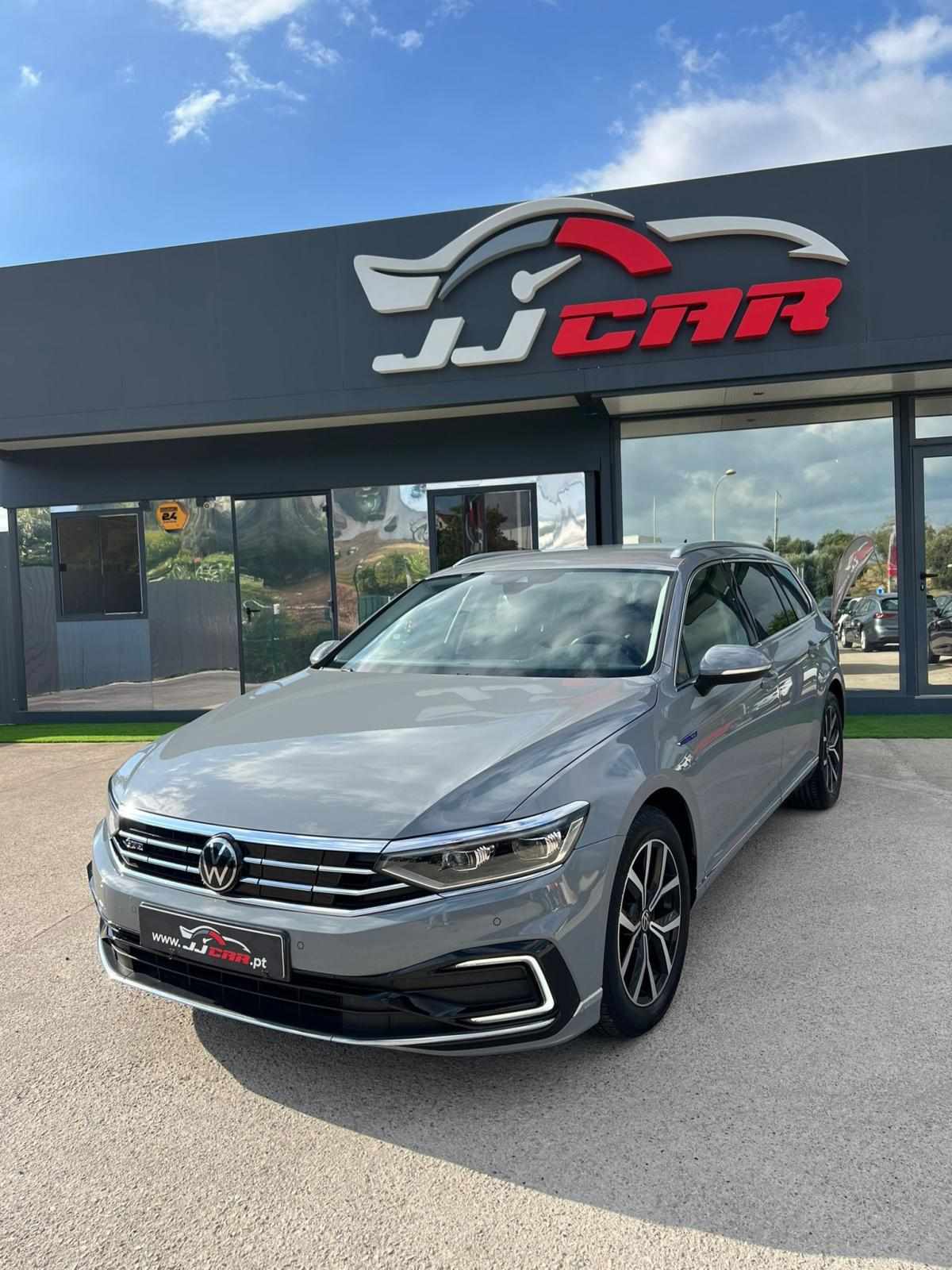 volkswagen-passat-variant-2022-hibrido-a-gasolina-1395cc