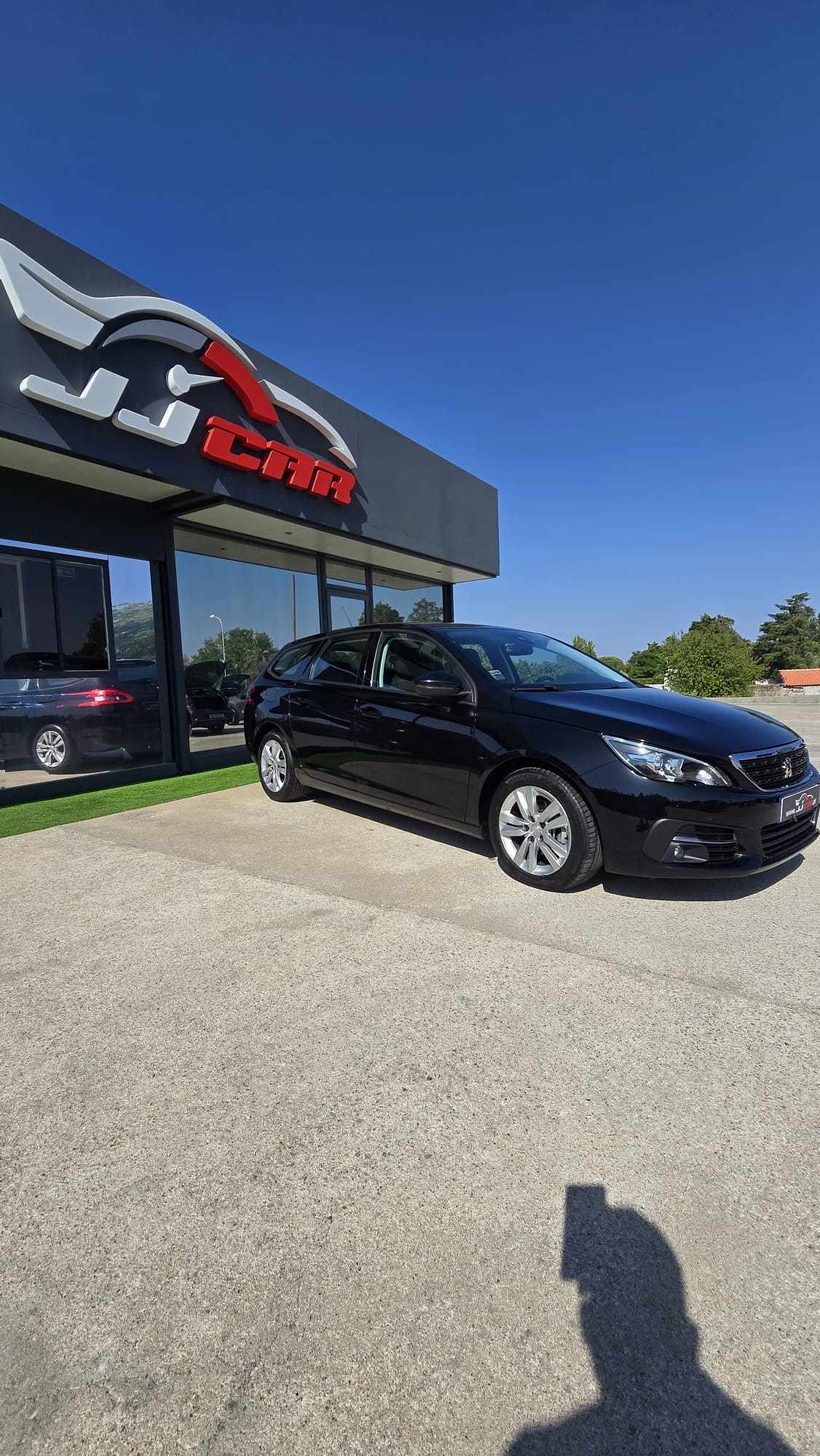 peugeot-308-sw-2018-diesel-1499cc