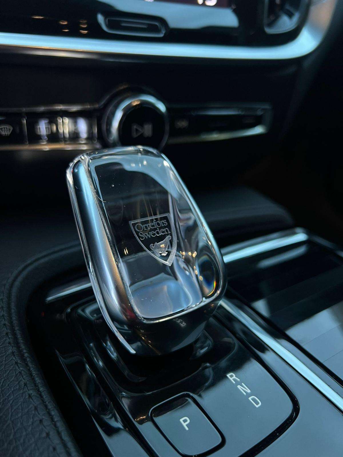 volvo-v60-2021-hibrido-a-gasolina-1969cc