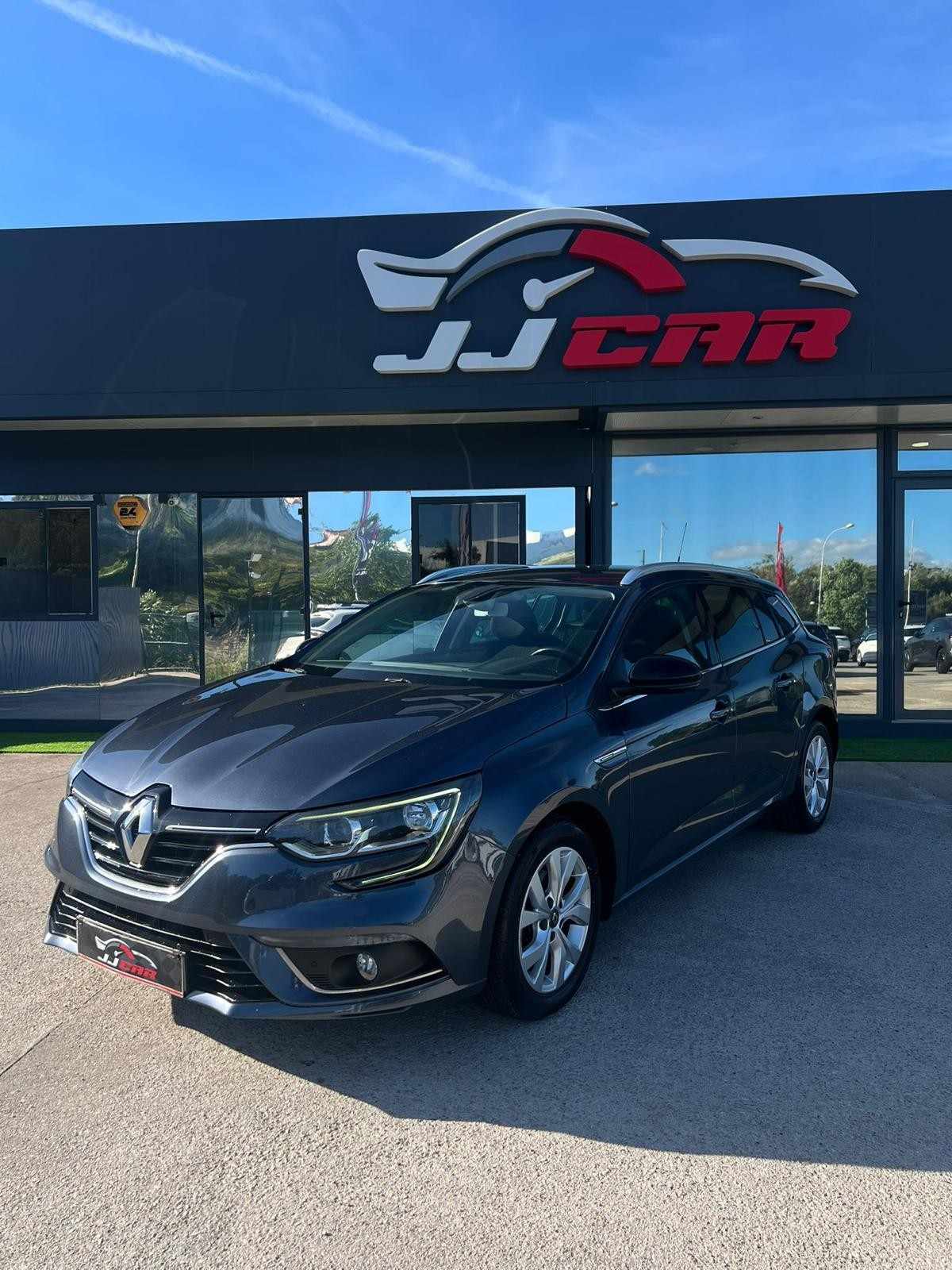 renault-megane-sport-tourer-2019-diesel-1461cc