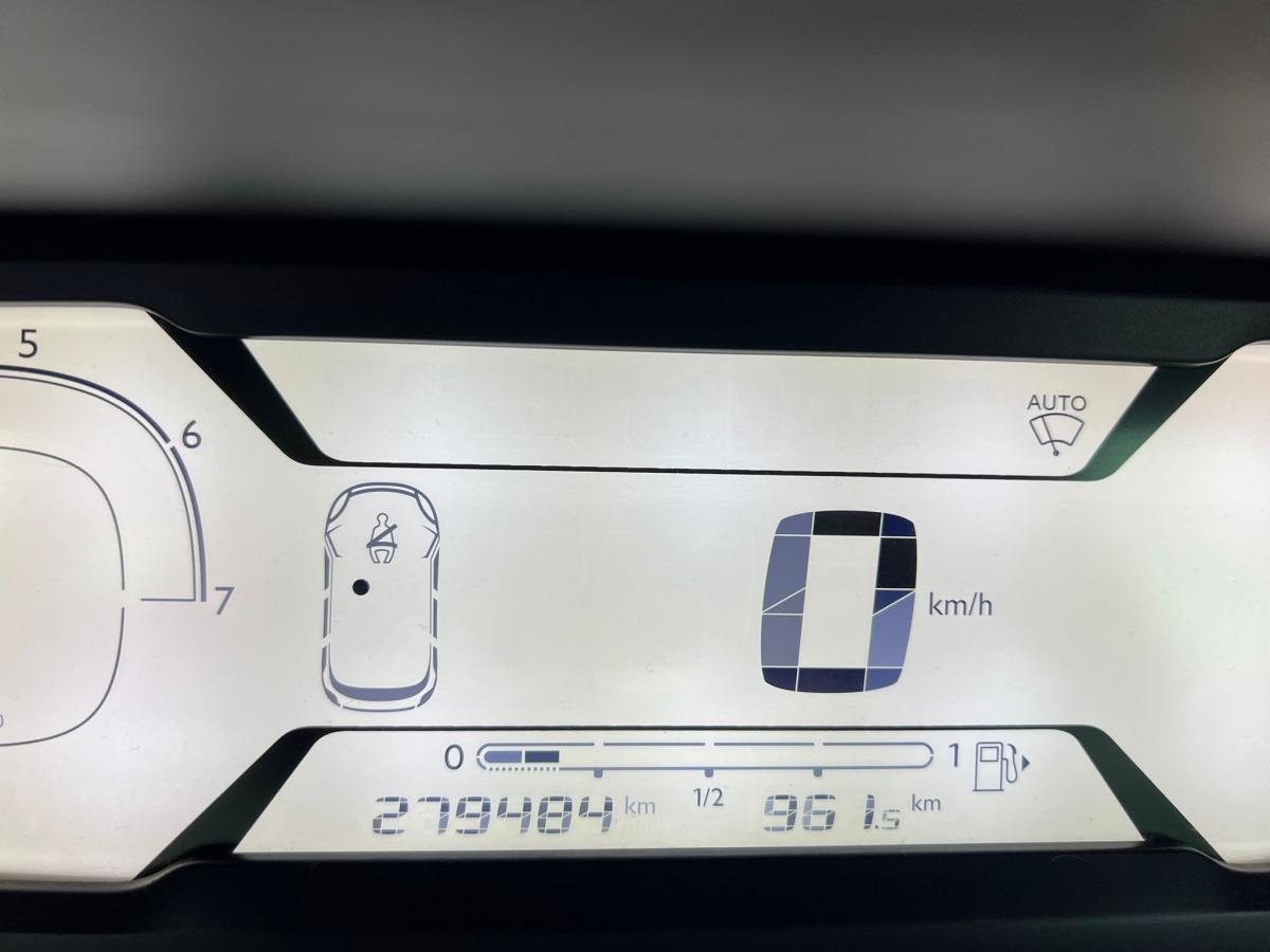 citroen-c4-grand-picasso-2014-diesel-1560cc