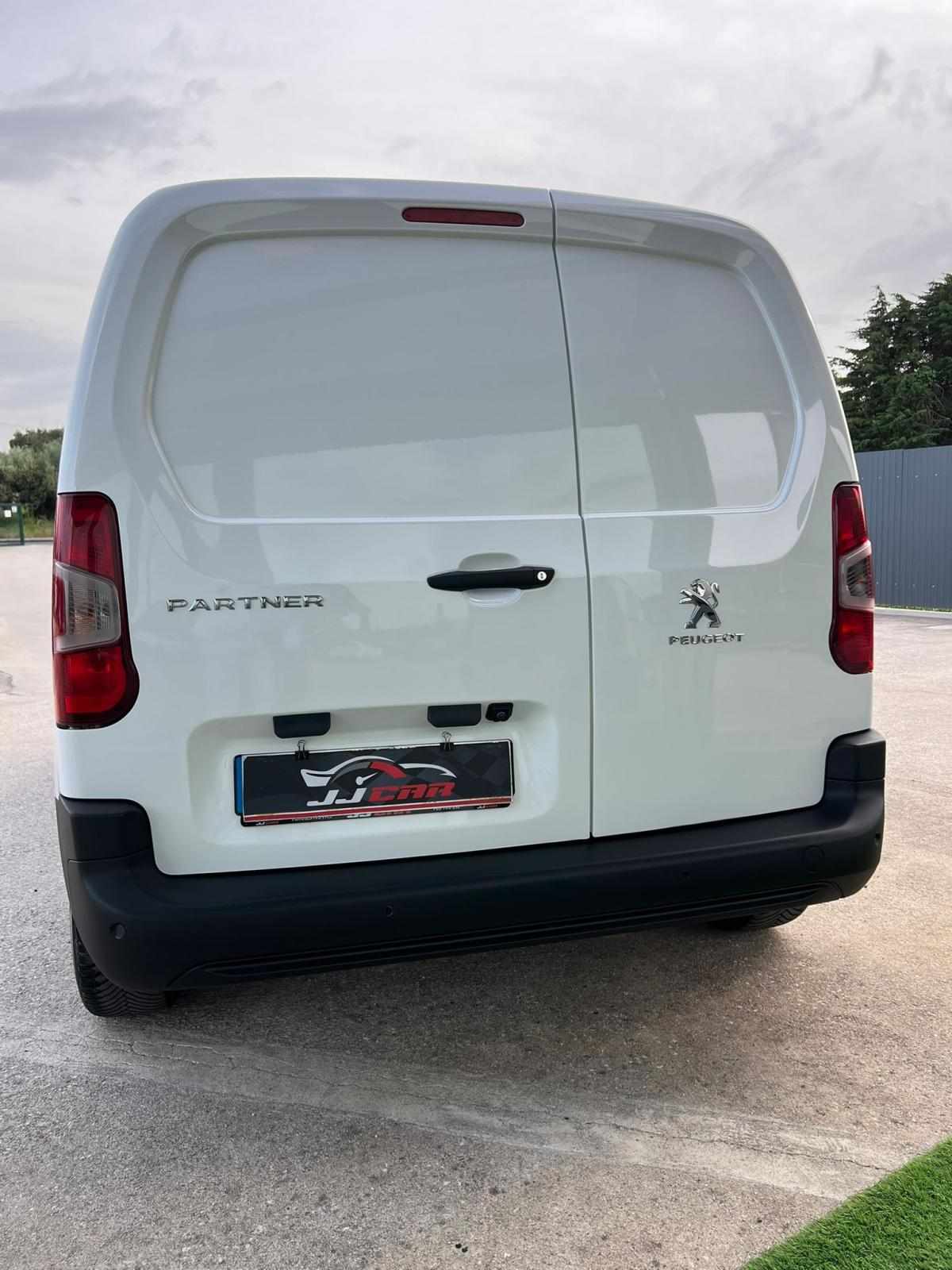 peugeot-partner-2020-diesel-1499cc