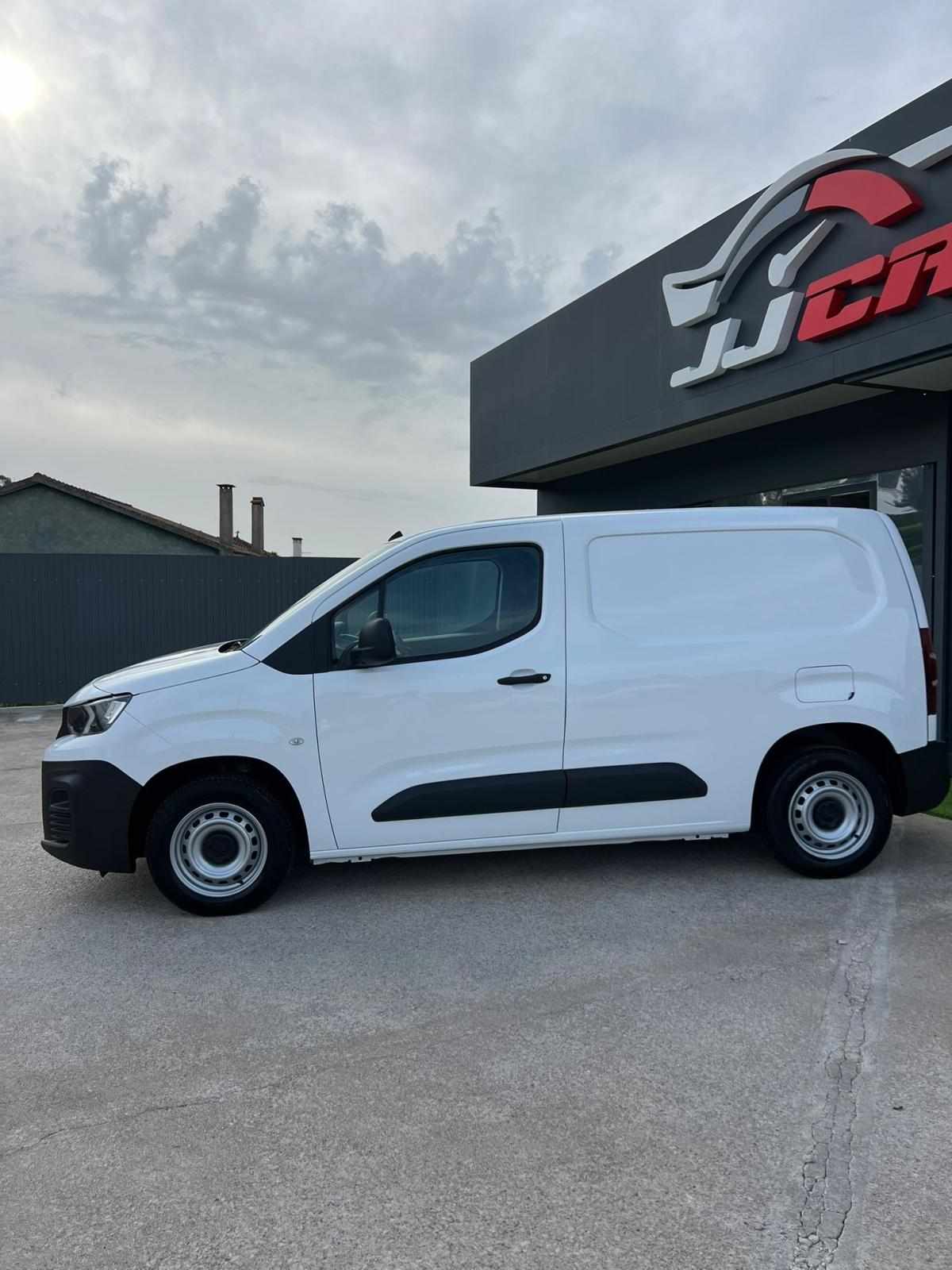 peugeot-partner-2020-diesel-1499cc