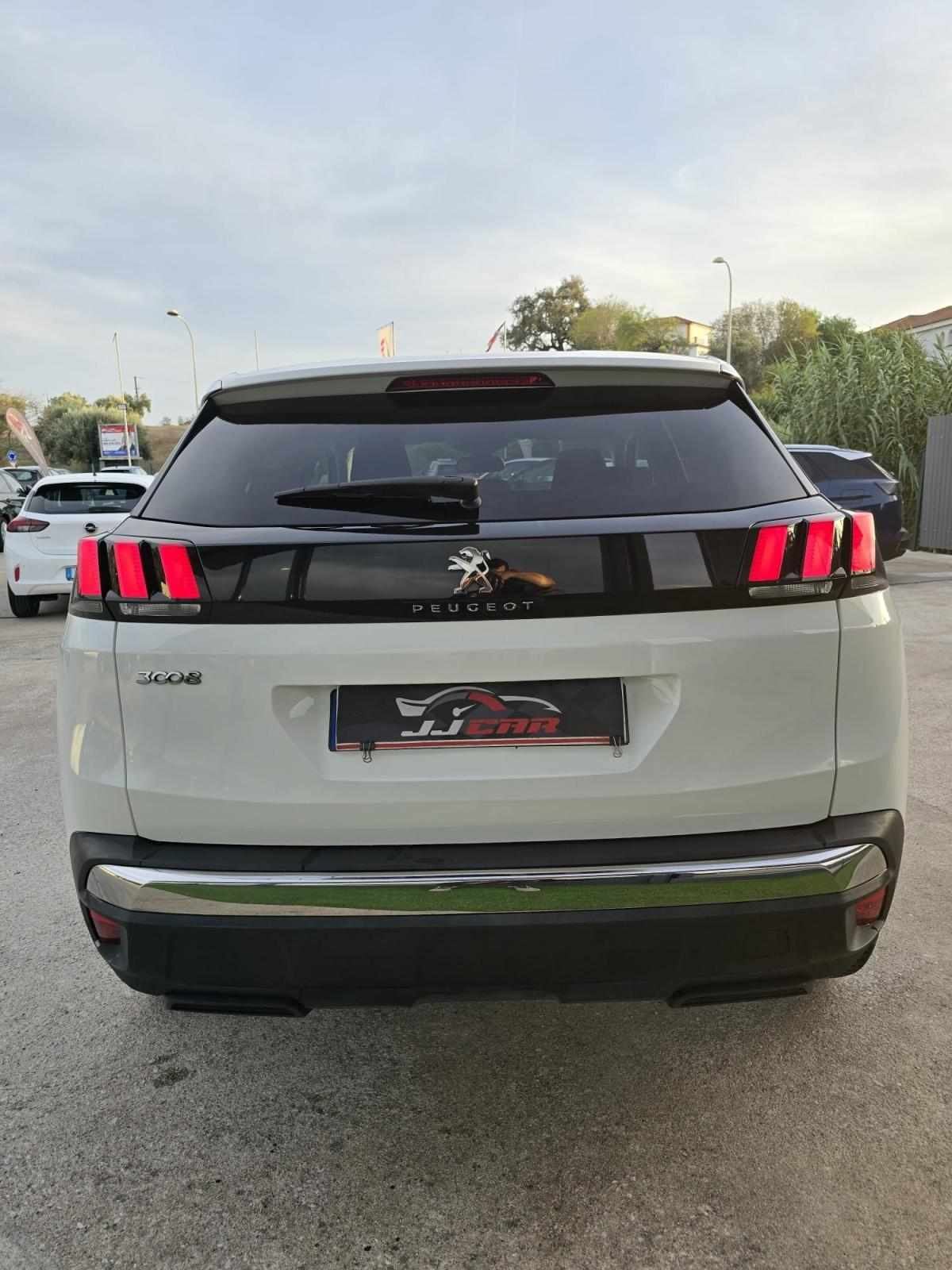 peugeot-3008-2018-gasolina-1199cc