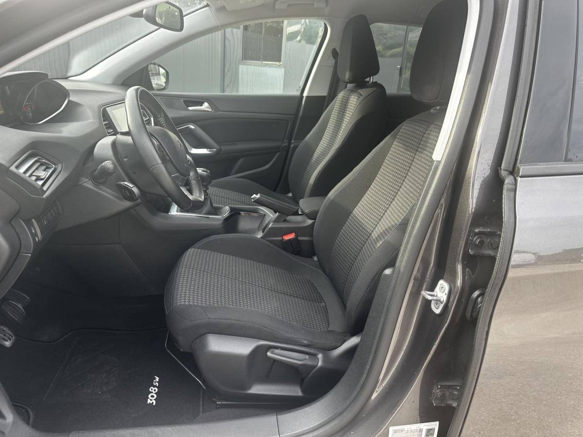 peugeot-308-sw-2019-diesel-1499cc