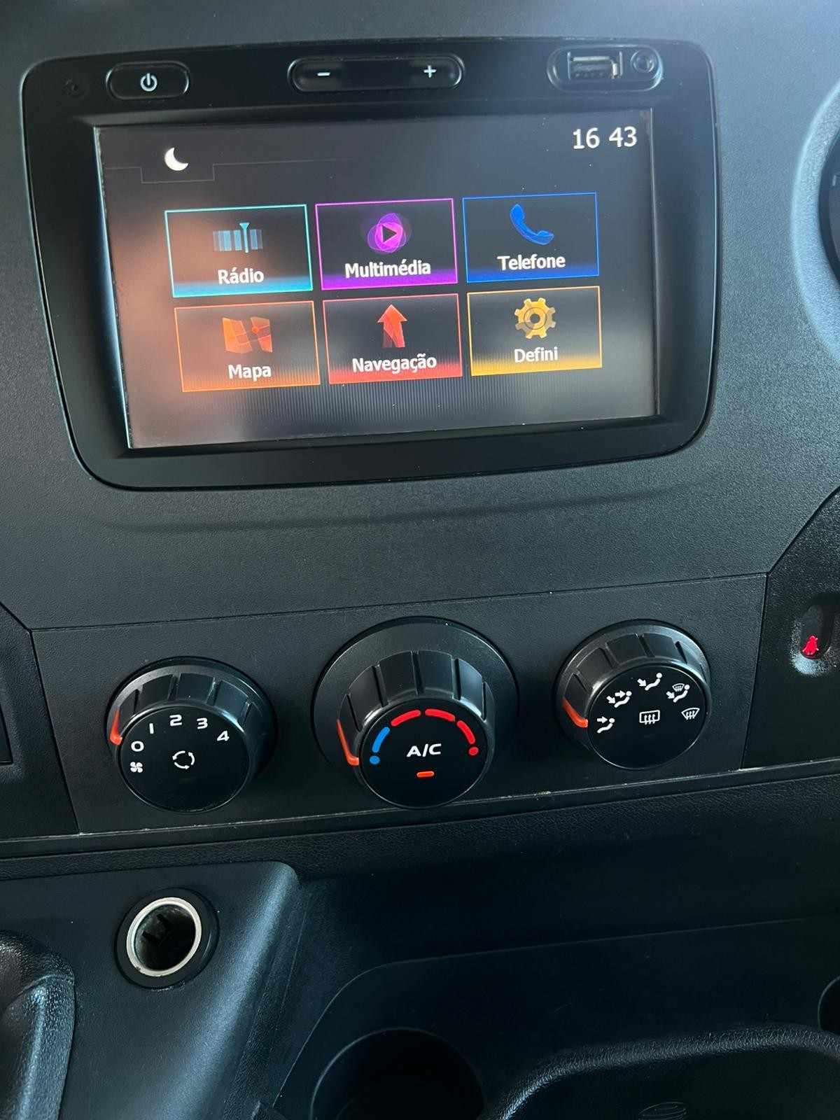 renault-master-2019-diesel-2298cc