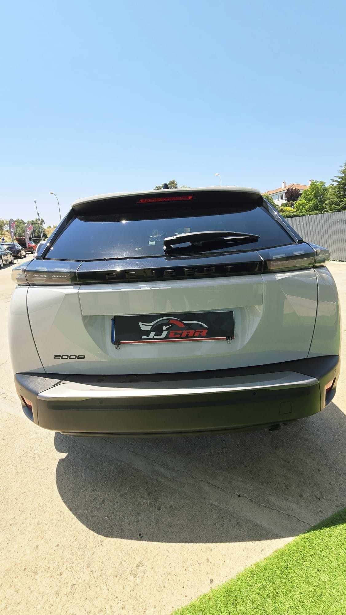 peugeot-2008-2024-gasolina-1199cc