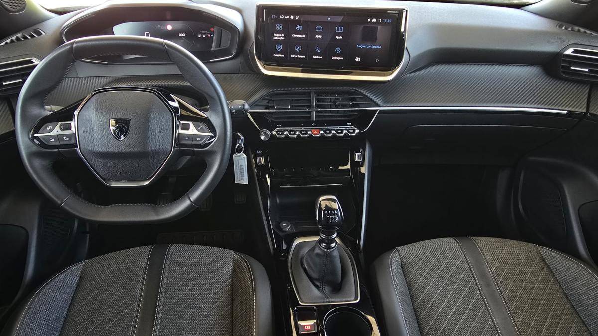 peugeot-2008-2024-gasolina-1199cc