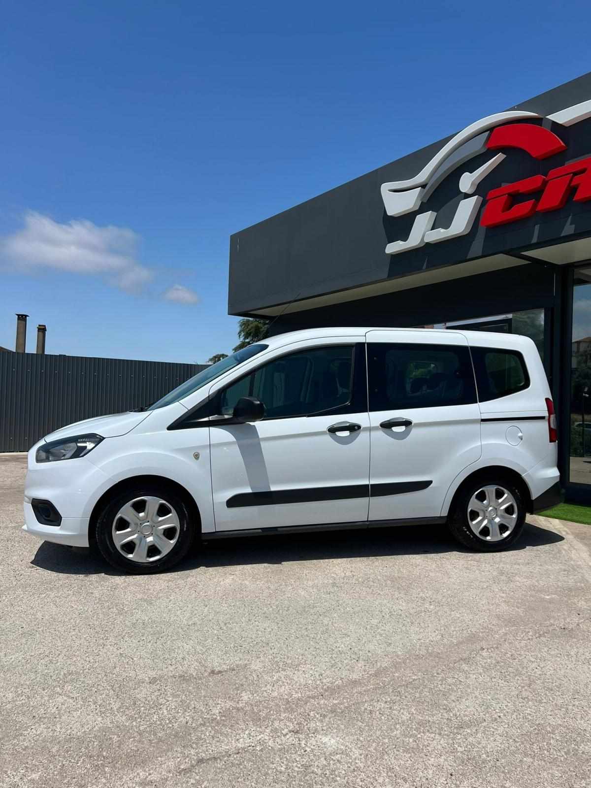 ford-tourneo-courier-2019-gasolina-998cc