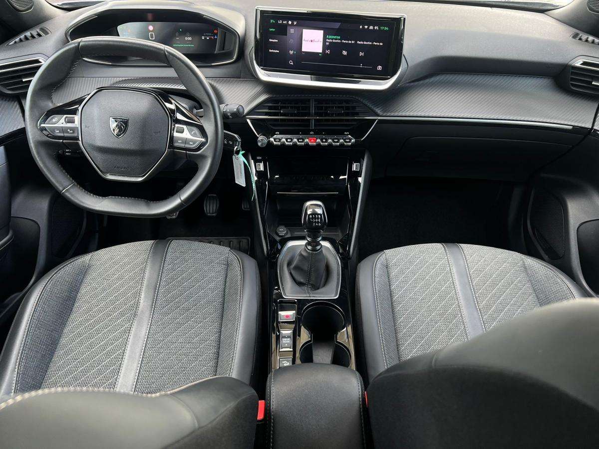 peugeot-2008-2024-gasolina-1199cc